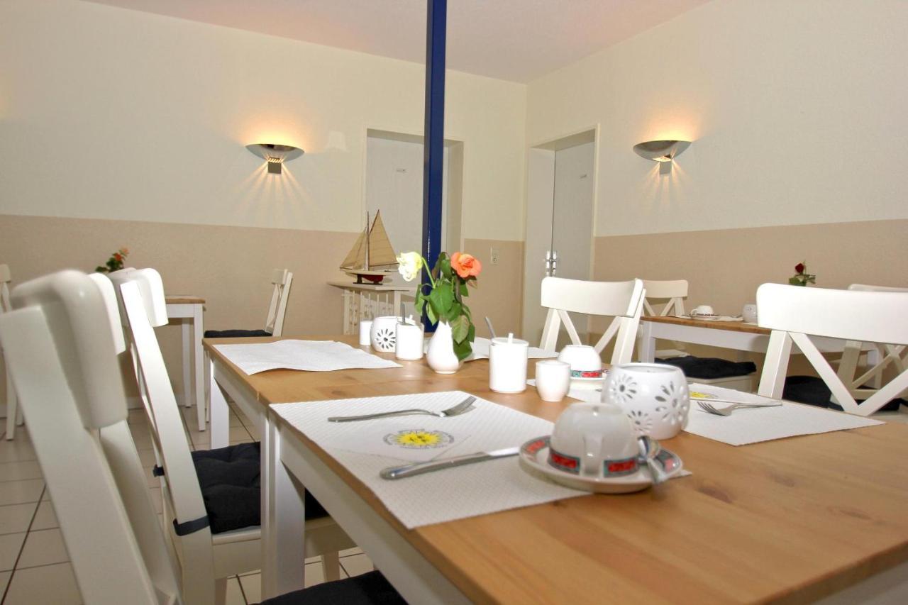 F-1010 Strandhaus Moenchgut Bed&Breakfast Dz 28 Terrasse Strandnah, Inkl Fruehstueck Lobbe Extérieur photo