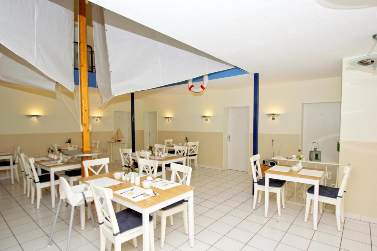 F-1010 Strandhaus Moenchgut Bed&Breakfast Dz 28 Terrasse Strandnah, Inkl Fruehstueck Lobbe Extérieur photo